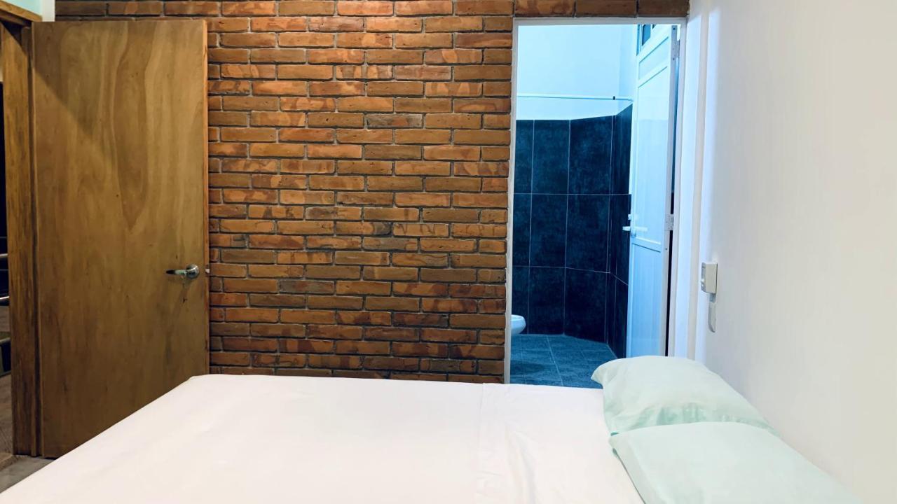 Guest house Paziflora -starlink- *